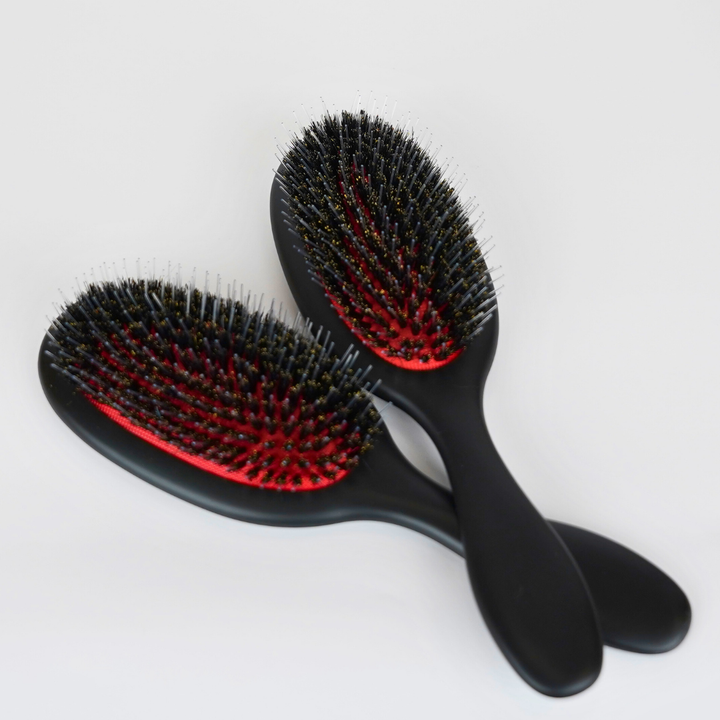 Hair Extension Smoothing Brush