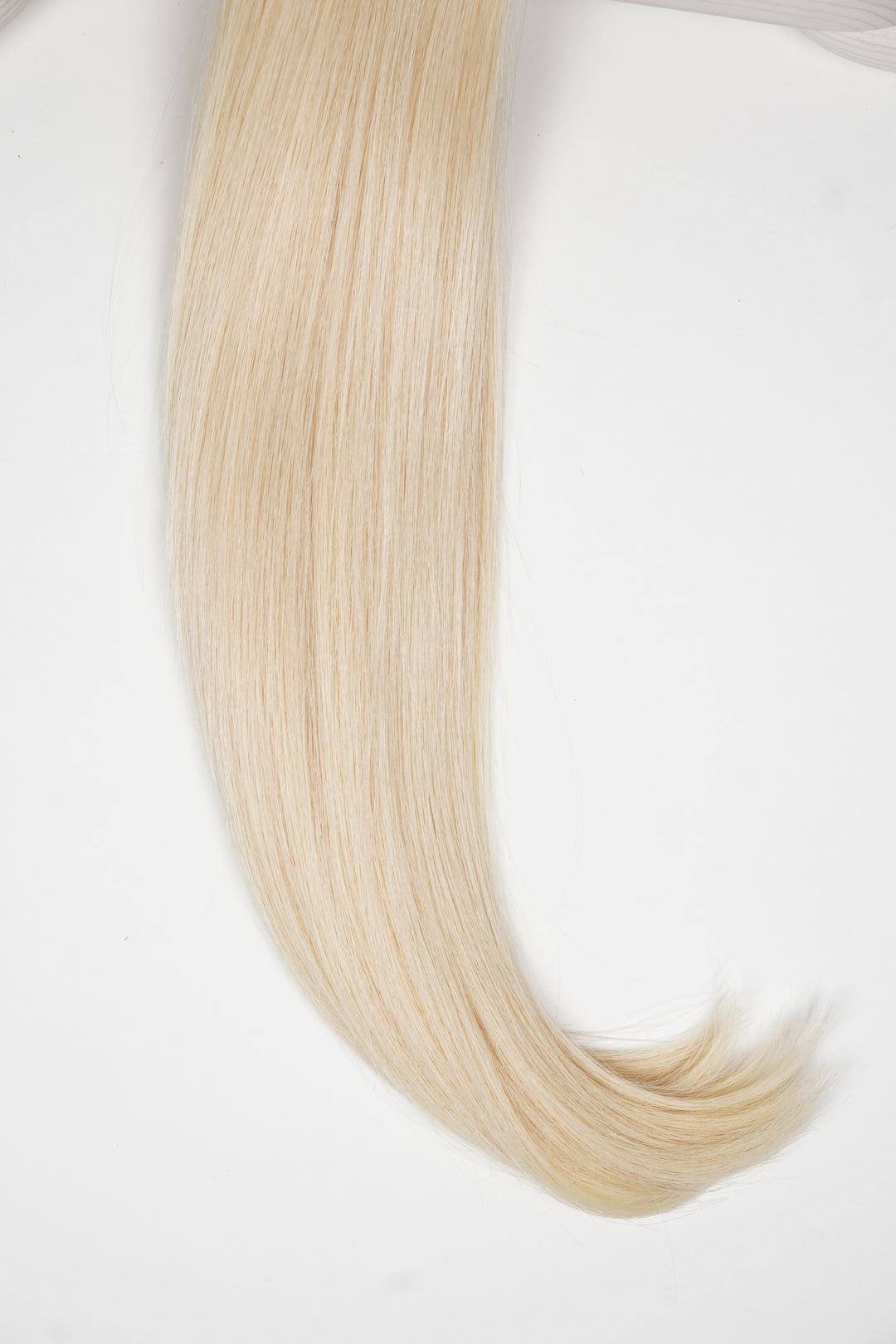 #1001 Vail Blonde - Alma Triple Genius Volume Weft