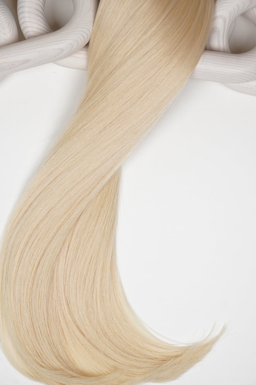 #1001 Vail Blonde - Alma Triple Genius Volume Weft