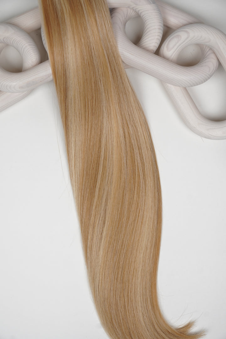 #P8/613 Vanilla Crunch - Alma Triple Genius Volume Weft